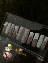 Press on nails