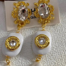 Vintage noble earrings