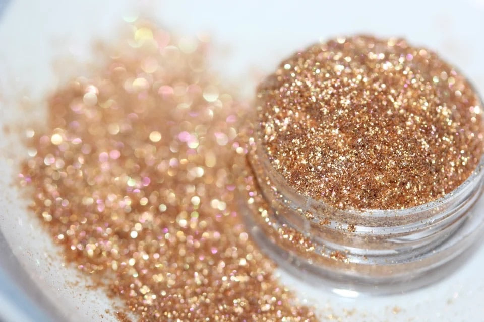 Diamond dust highlighter