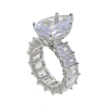 Queen  diamond drop ring